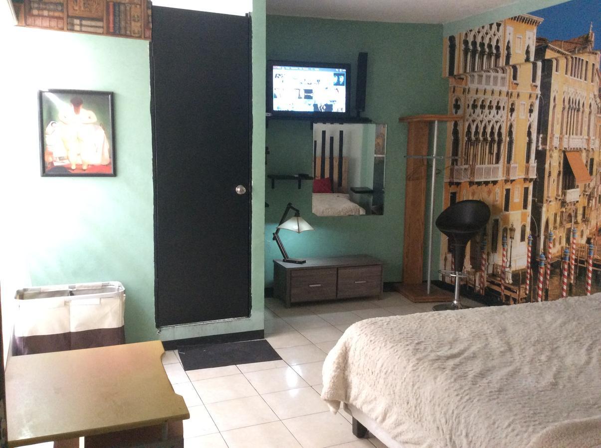 Hostal 50 ハラパ エクステリア 写真